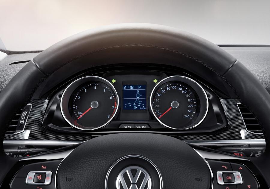 Панель приборов Volkswagen C-Trek 2016 года  (CN) (фото 8 из 18)